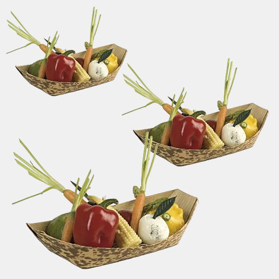 Bamboo boat for serving food. Various sizes and quantities.