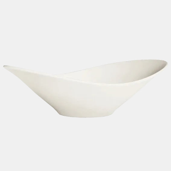 Oval porcelain bowl. 27 x 18 cm (6 units) Unit price €25.44