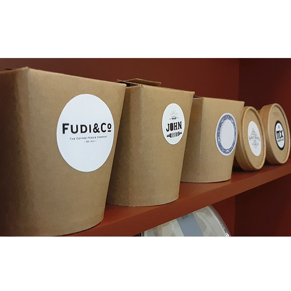 Custom adhesive sticker in black ink, ø8.5 cm. Various quantities.