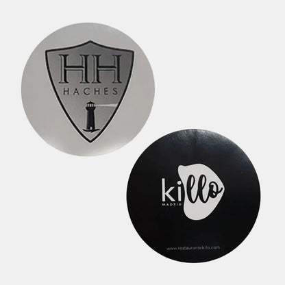 Custom adhesive sticker in black ink, ø8.5 cm. Various quantities.