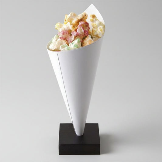 Conos de cartón blanco. Diámetro 6,5 cm x Alto 13 cm - 100 Uds