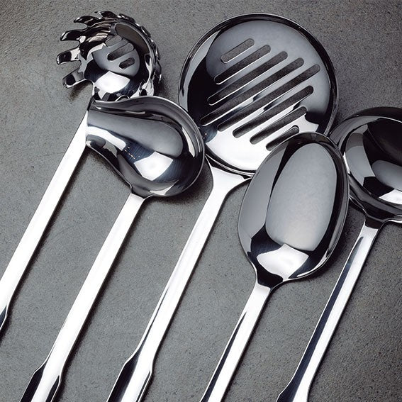 Stainless steel serving ladle. Various sizes (1 unit)
