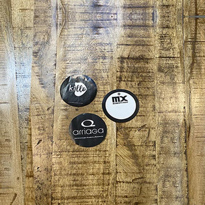 Custom adhesive sticker, black ink, 3.5 cm diameter. Various quantities.