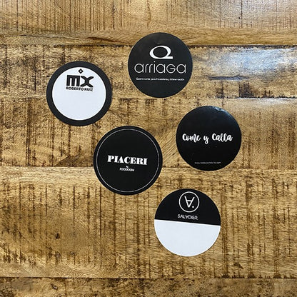 Custom adhesive sticker in black ink, ø8.5 cm. Various quantities.