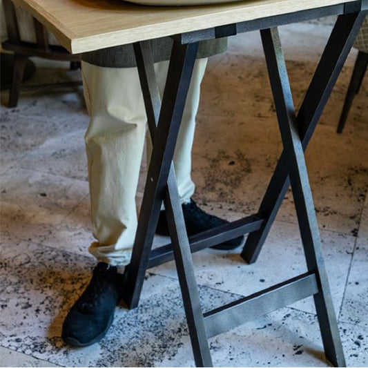 Soporte tijera de madera wengue. 82 cm - 1 Ud.
