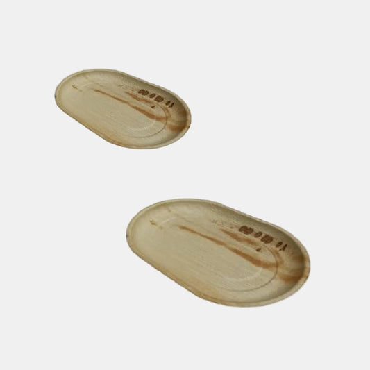 Tabuleiro oval em folha de palmeira 43x29 cm (50 unidades)