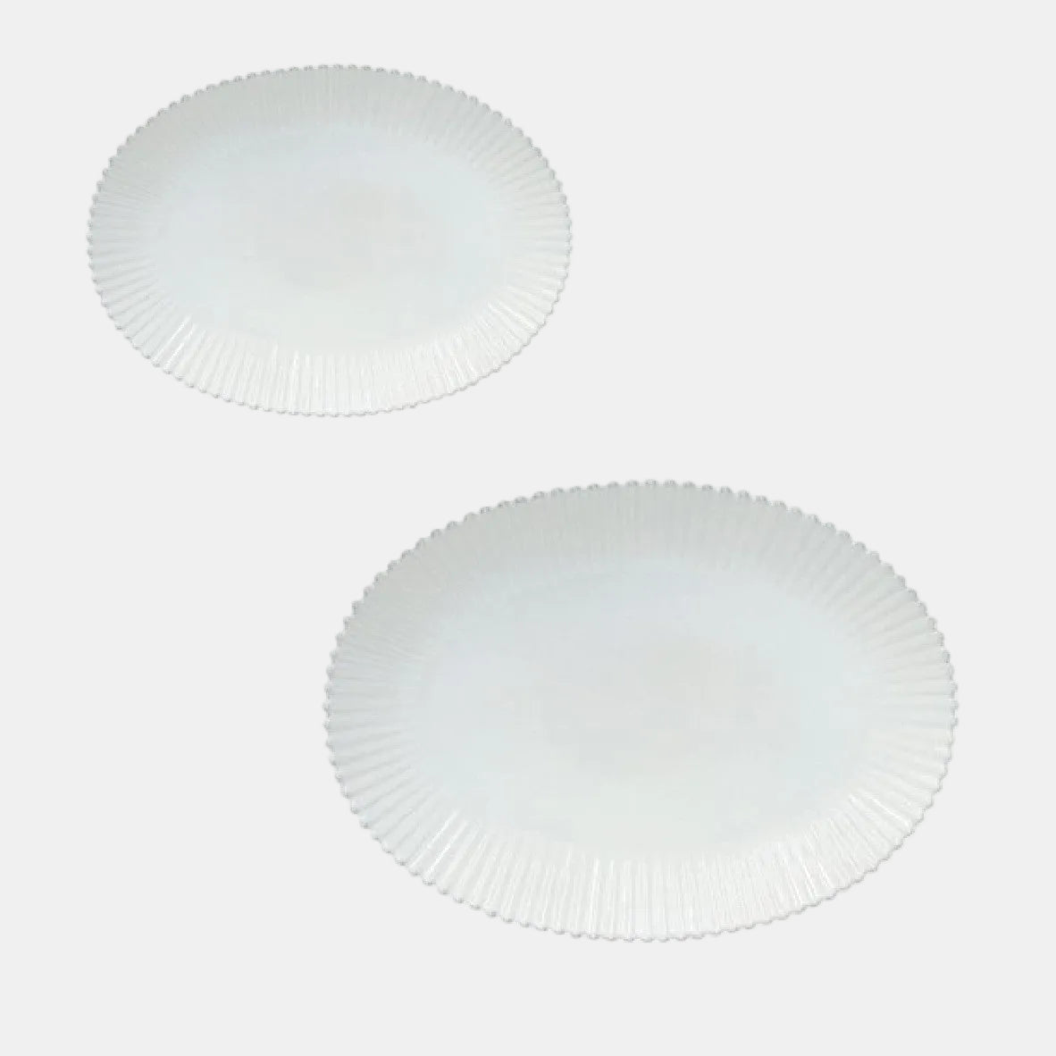 Pearl porcelain oval tray (Various sizes. 1 unit)