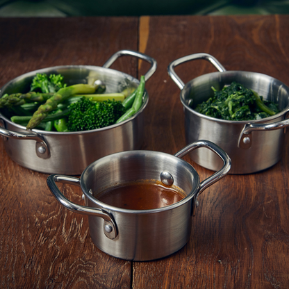Mini stainless steel casserole dishes. Various sizes. 12 units.