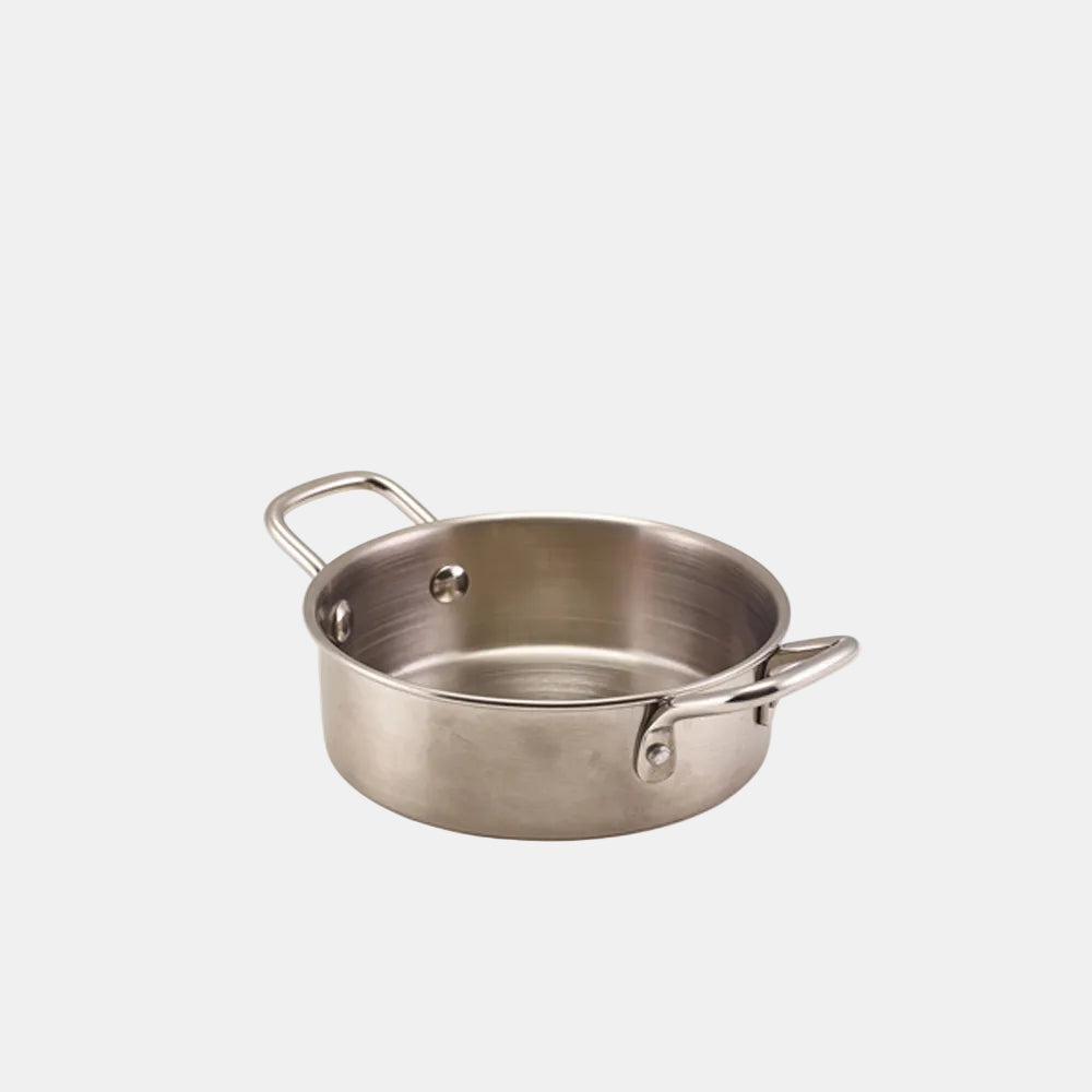 Mini stainless steel casserole dishes. Various sizes. 12 units.