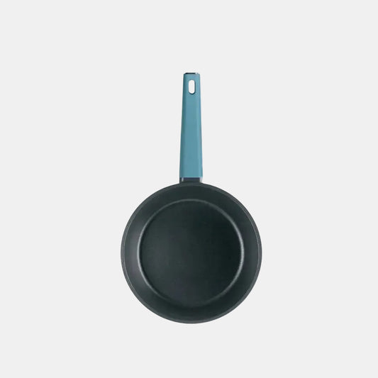 Sartén classe titanium mango azul. 24 cm - 1 Ud