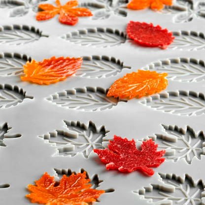 Silicone leaf mold 3.2 x 0.2 cm. 1 unit